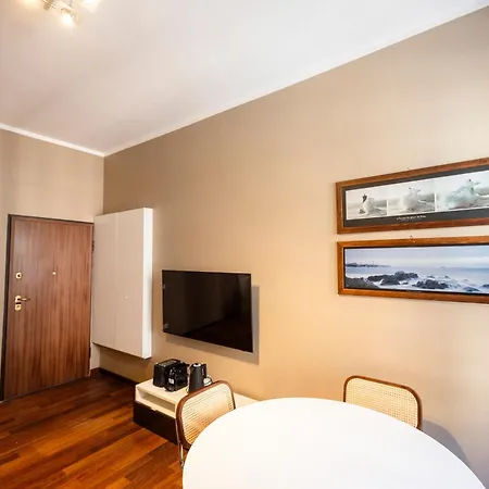 Διαμέρισμα Darsena Navigli Luxury Living *